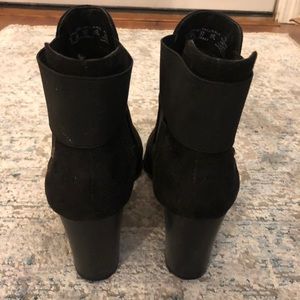 Attention Black Suede Look Shoes/Ankle Boots